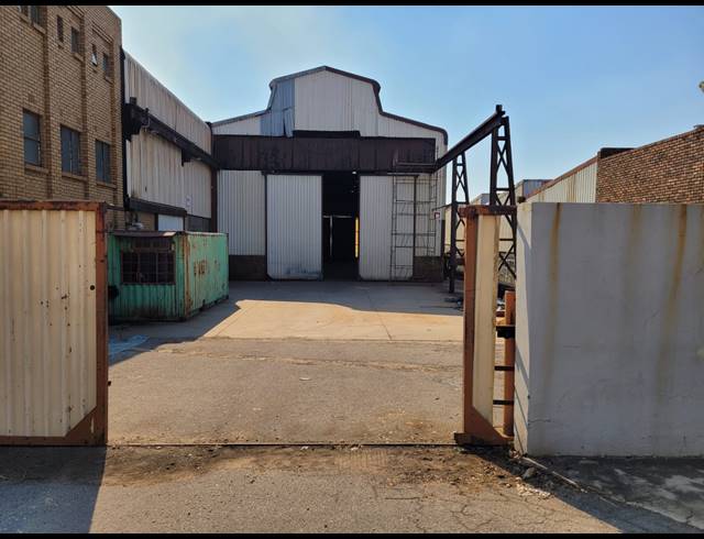 1,850M² BUILDING TO LET IN CHLOORKOP